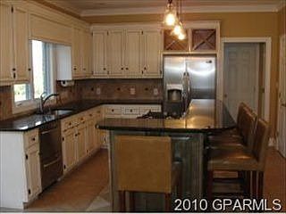 4th image of 182 Rivercrest Dr