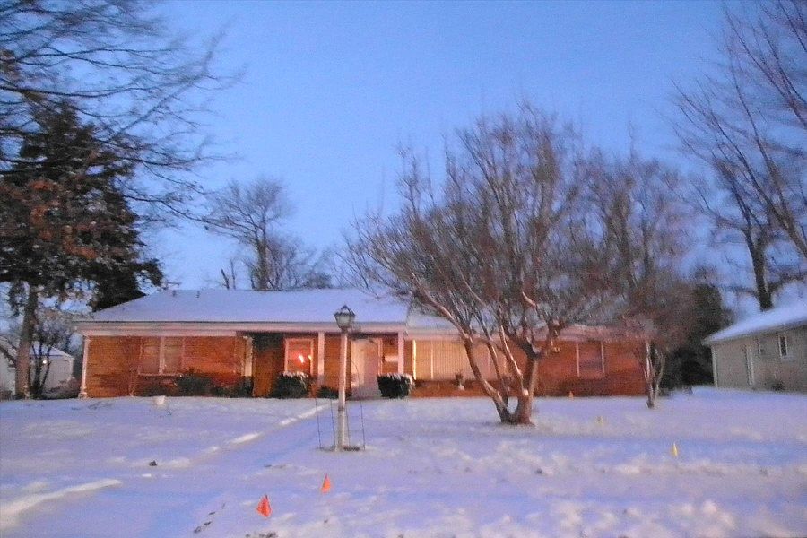1st image of 7607 Warwick Dr