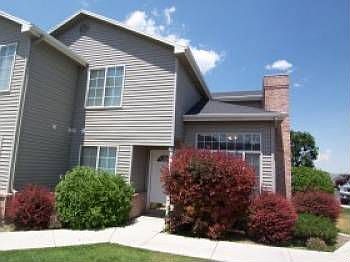 1st image of 215 S Majestic Meadows Dr