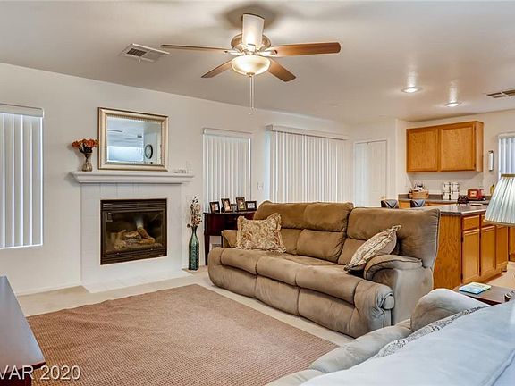 3rd image of 516 Teedale Ct