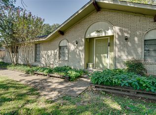 1061 Oak Ln, Terrell, TX 75161