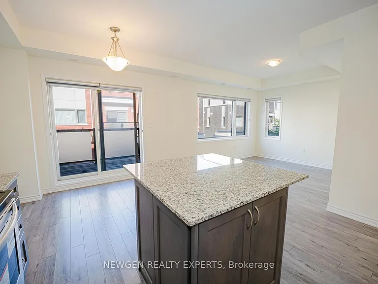 240 Lagerfeld Dr #13 — Photo 7