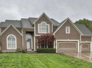 11926 Bradshaw St, Overland Park, KS 66213