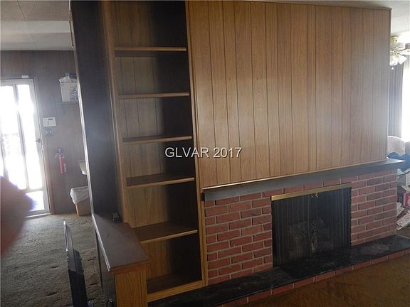 2nd image of 6092 Yellowstone Ave