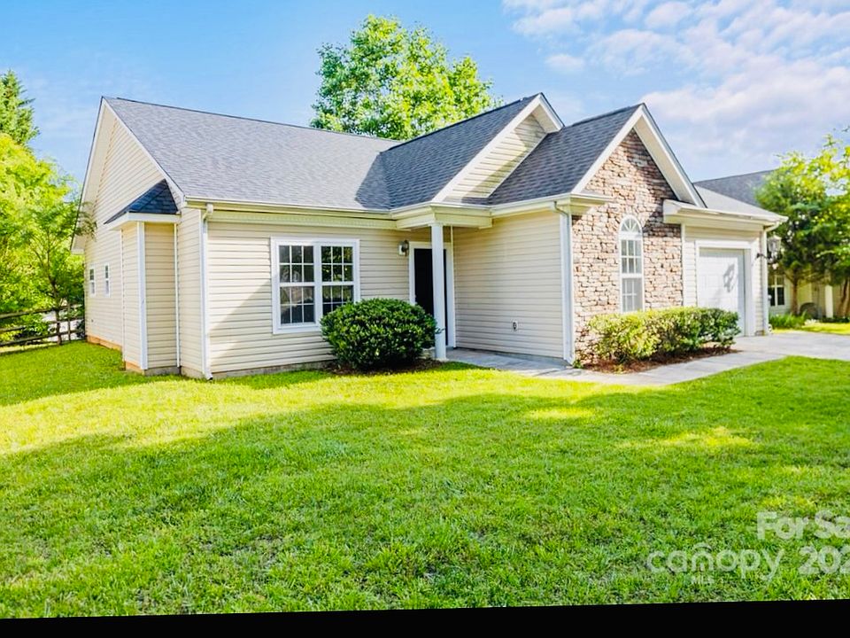 1st image of 12522 Twelvetrees Ln