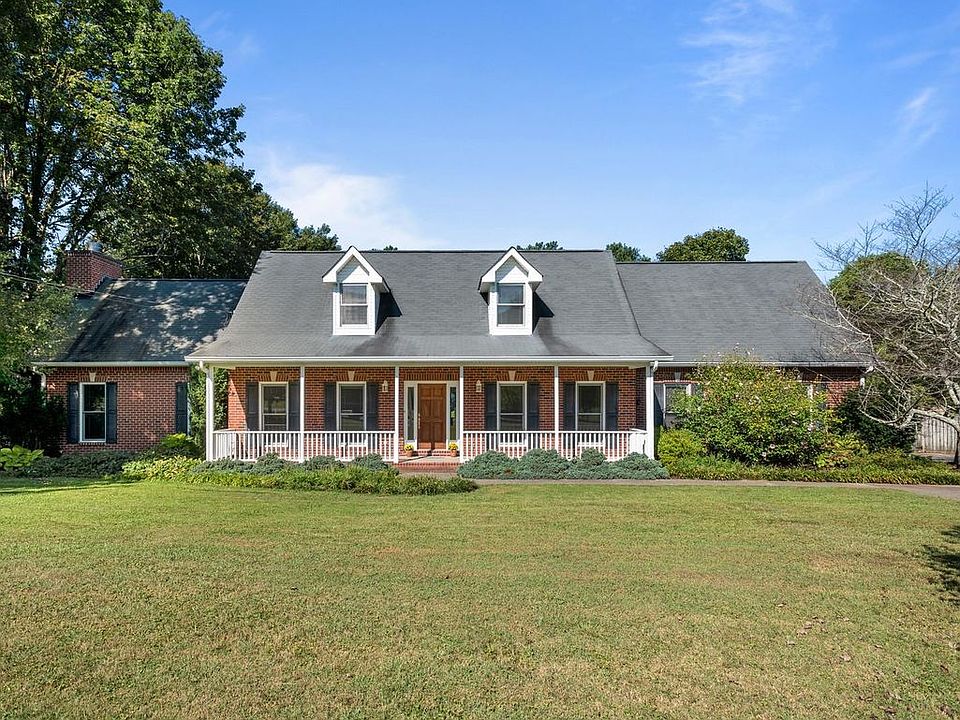 1st image of 8517 Raymond Roberts Dr