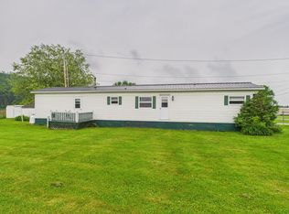 71 Canaan Mh Park, Canaan, VT 05903