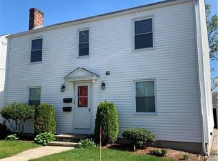 184 Aqueduct Rd FLOOR 2, Cranston, RI 02910