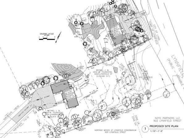 934 Lynnfield St, Lynnfield, MA 01940
