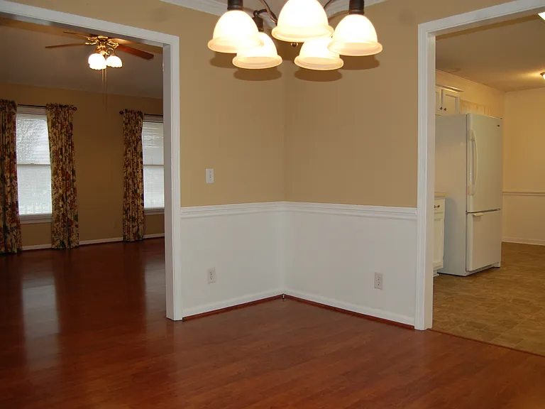 2 Amberly Ct — Photo 8