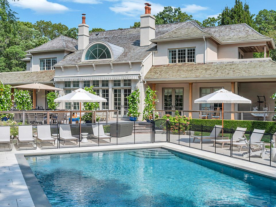 1st image of 52 Edge Of Woods Rd