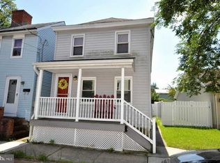 6 E Burlington St, Bordentown, NJ 08505