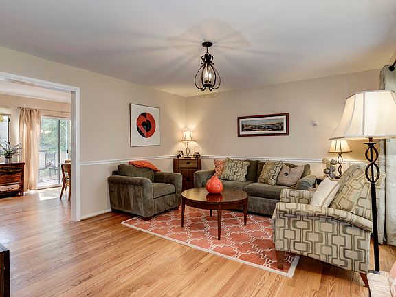 4th image of 4714 Mercury Dr