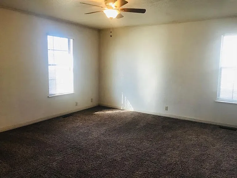 11906 Shady Trail Ln — Photo 14