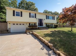150 Acorn Ln, West Warwick, RI 02893