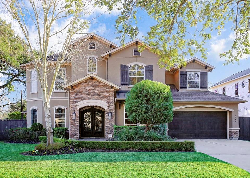 Exquisite Spring Valley villa, meticulously maintained with amazing upgrades throughout.