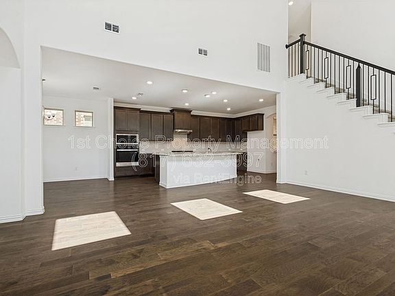 5th image of 1448 Sun Garden Way