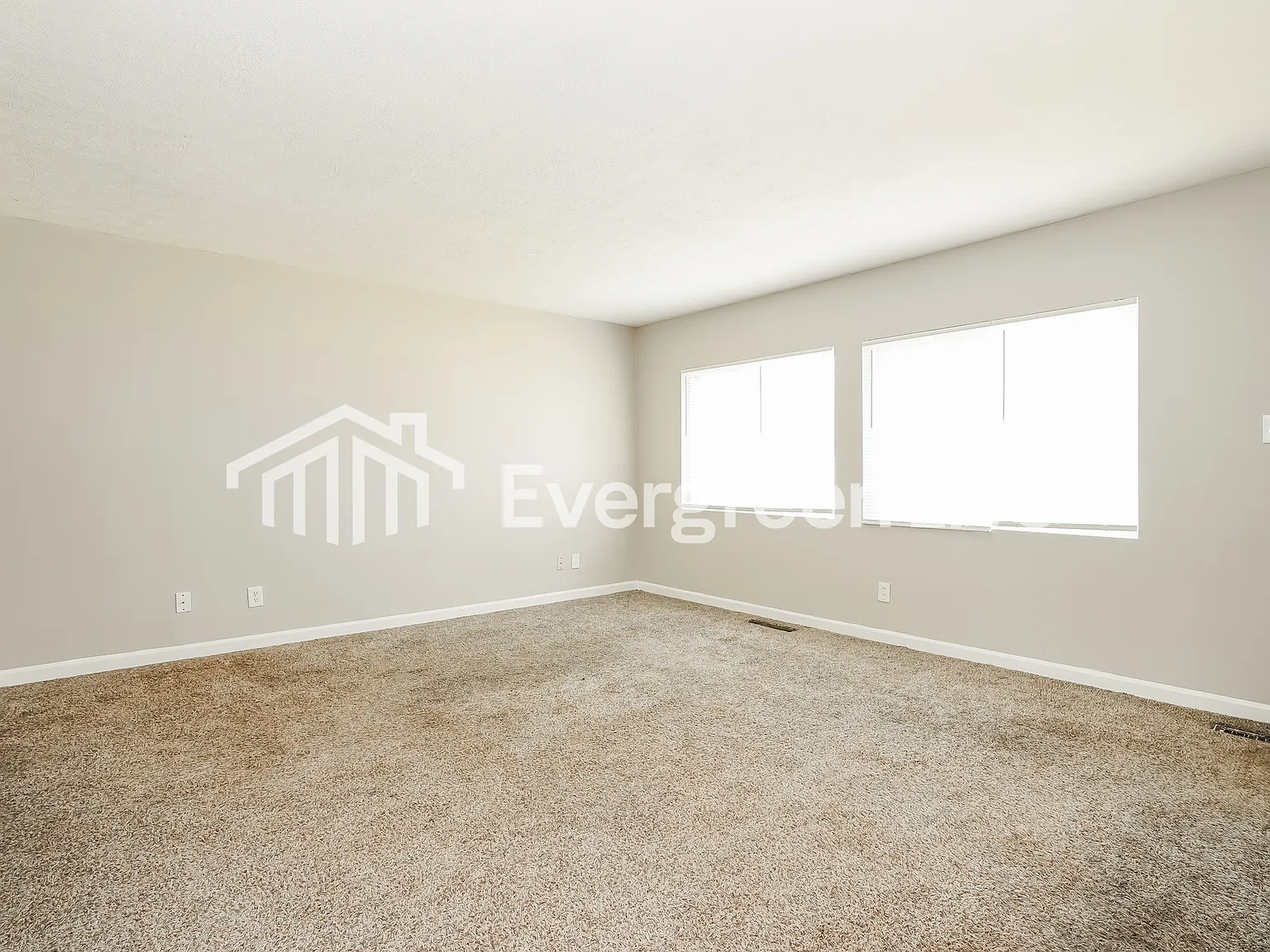 4 bed, 2.0 bath, 1270 sqft, $1,845 — Photo 3