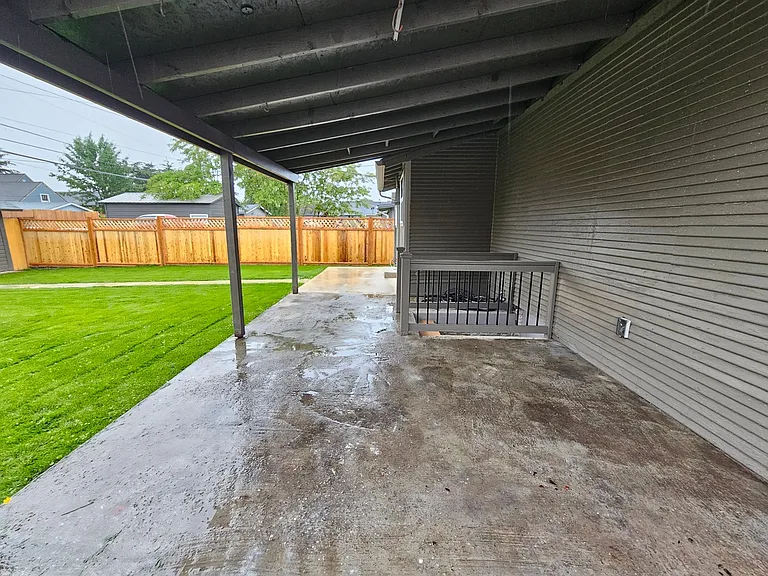 340 17th Ave — Photo 11