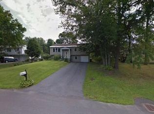 12110 Dussault Dr, Latham, NY 12110