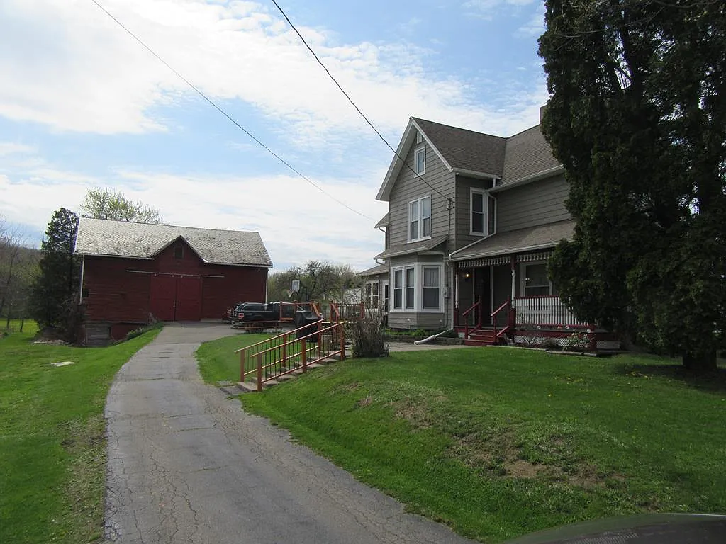 Property photo 3