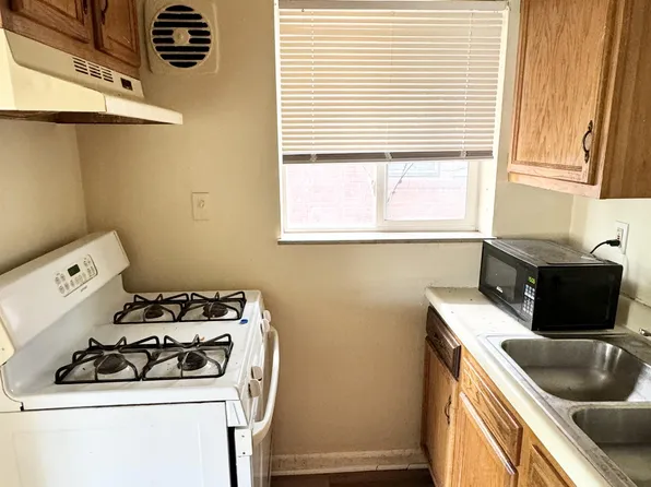 701 Greenwood Ave #4, Cincinnati, OH 45229
