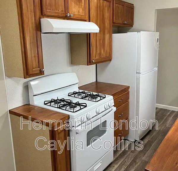 205 Ben Nevis Rd — Photo 10
