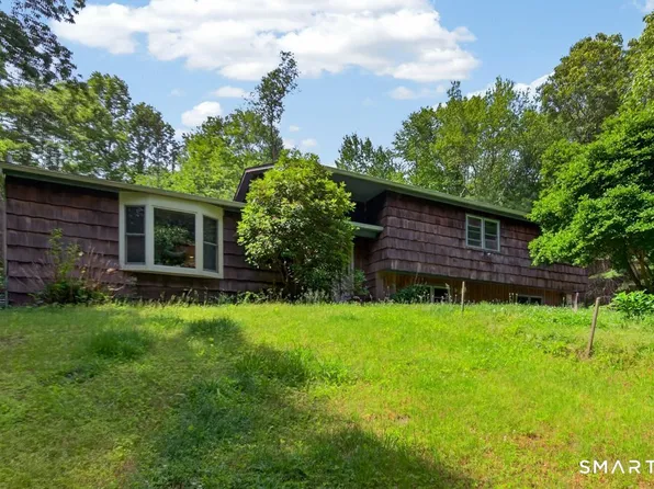 325 New Milford Road East, Bridgewater, CT 06752