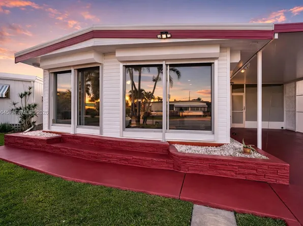 2260 SW 85th Way, Fort Lauderdale, FL 33324