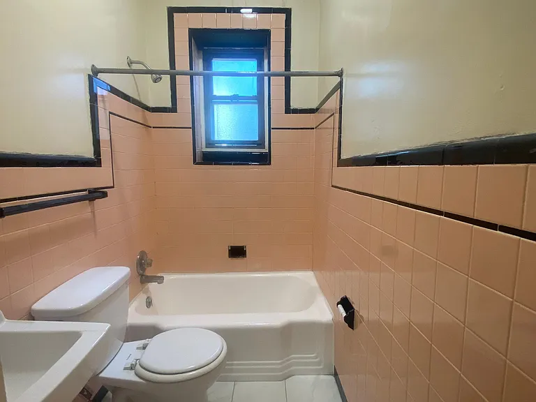 1100 S 46th St #2A — Photo 16