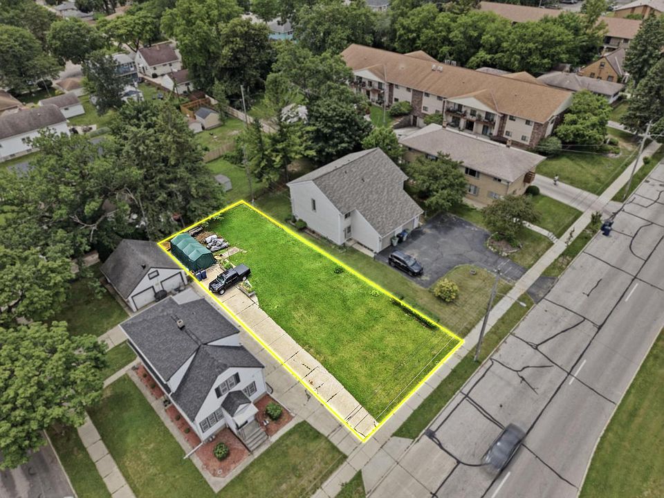 2nd image of 8011 W OKLAHOMA AVENUE