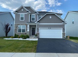 2531 Balsam Cove Rd, Naperville, IL 60563