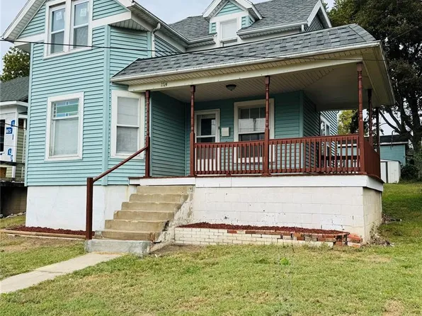 1714 Grace St, Hannibal, MO 63401