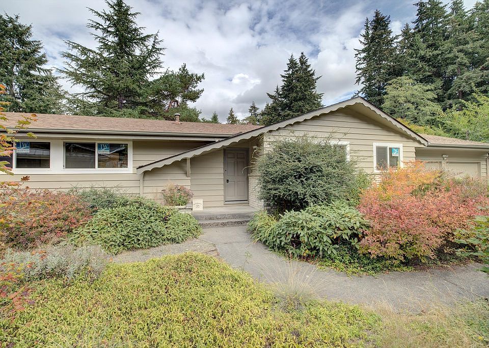 1st image of 19823 Greenwood Pl N