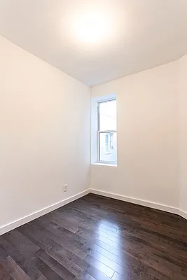 Rented by Dynamik Realty | media 9