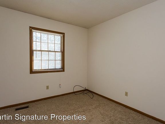 5th image of 6036 Black Oak Dr