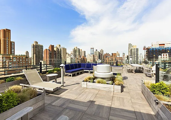 Sold by Halstead Real Estate | media 20