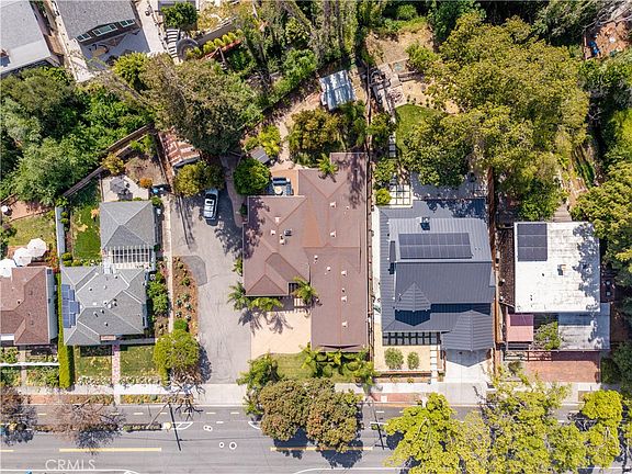 2nd image of 251 Chorro St