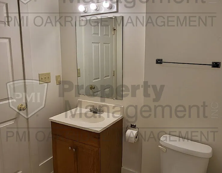 24B N Mulberry St — Photo 6