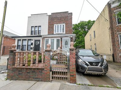 447 E 46th St, Brooklyn, NY, 11203