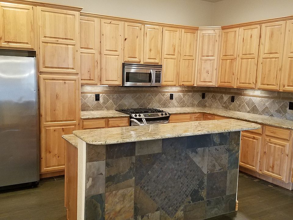 1st image of 2047 Vineyard Dr