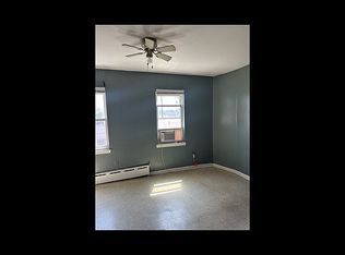 5634 61st St #3C, Maspeth, NY 11378
