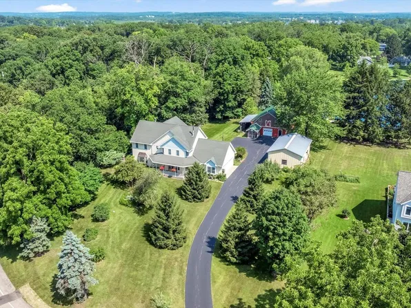 28700 East River Bay DRIVE, Waterford, WI 53185