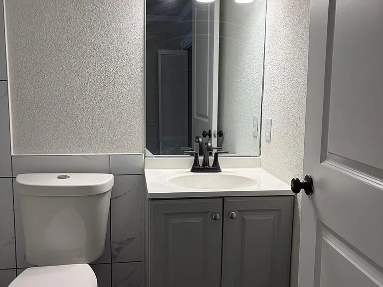 5530 Lakefield Dr — Photo 22