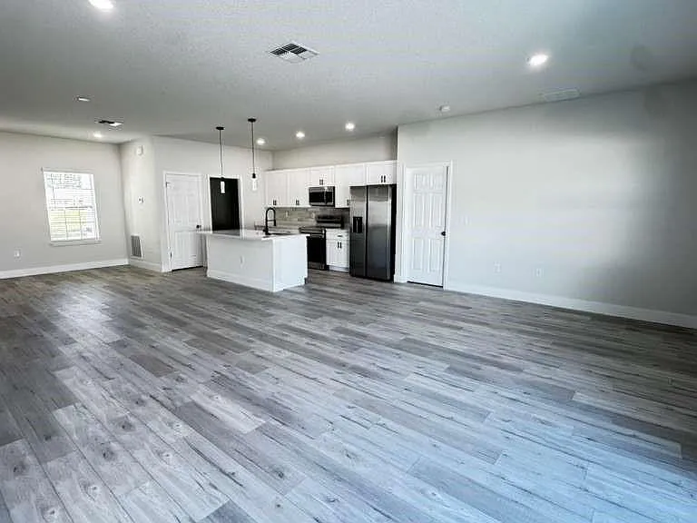 4513 SW 170th Street Rd — Photo 8