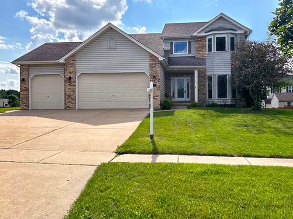 1102 Getzelman Rd, Hampshire, IL 60140