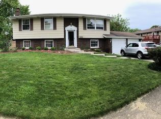 4507 Carr St, Rolling Meadows, IL 60008