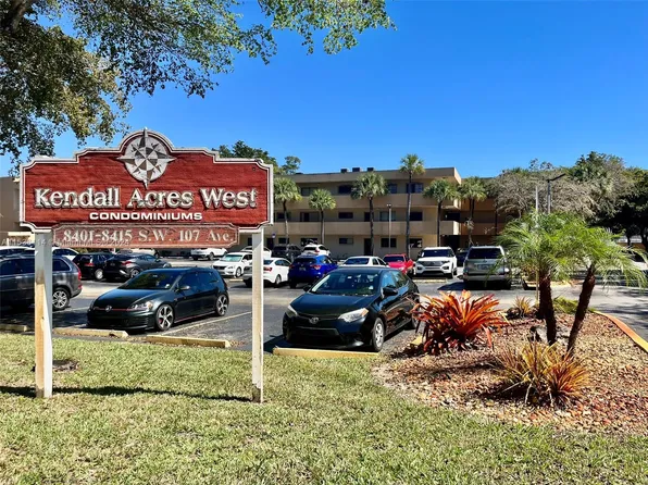 8415 SW 107th Ave APT 374W, Miami, FL 33173