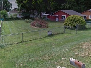 11155 Pottawotomie Trl, Walkerton, IN 46574