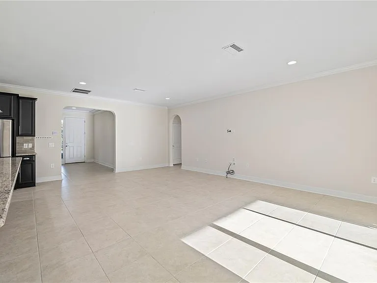 4522 Scarlet Loop — Photo 14